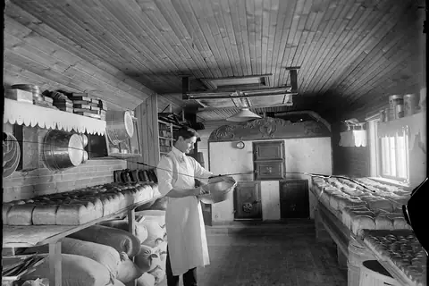 Cakes & Bakes Evington Road photo 4